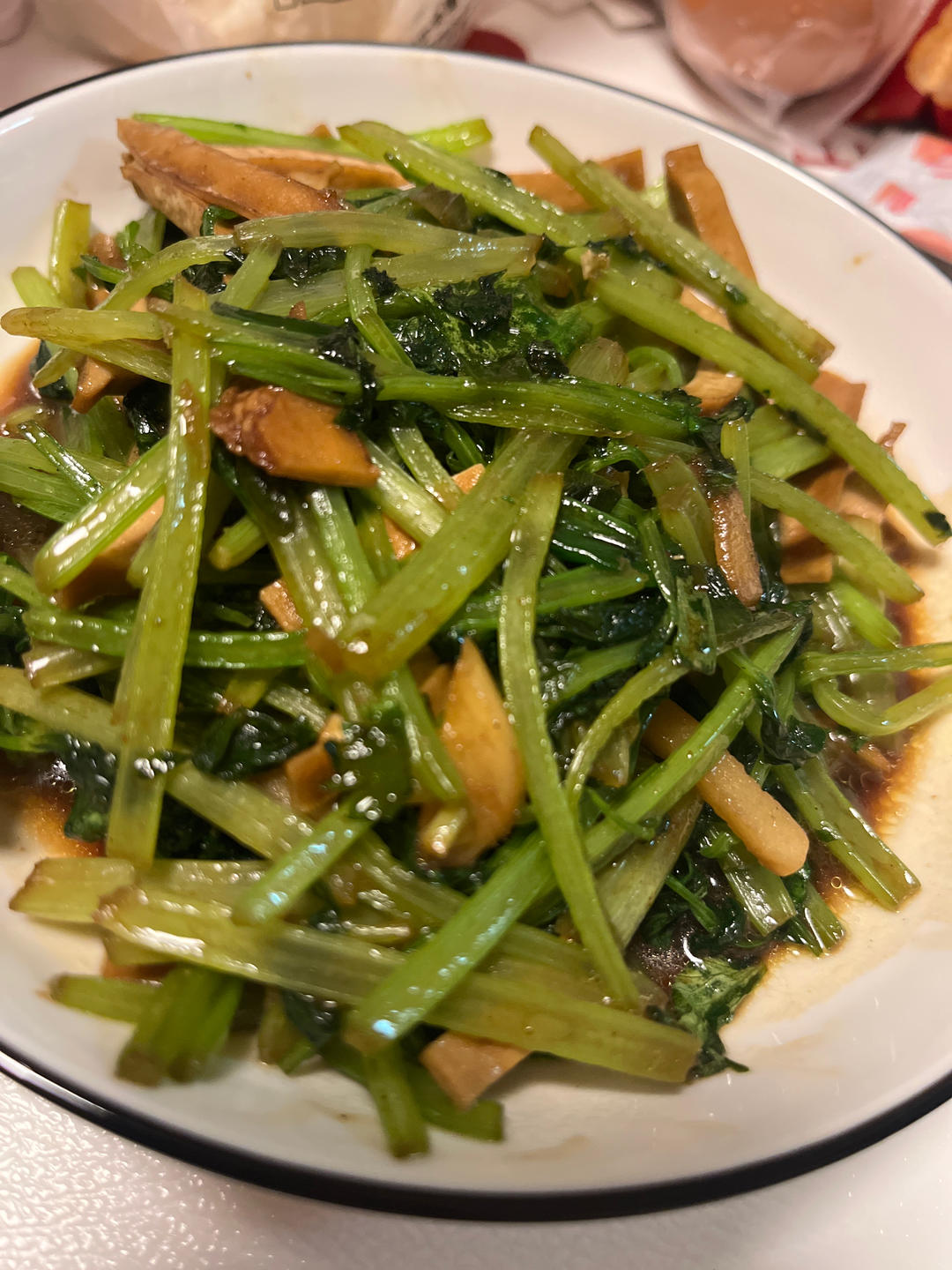 芹菜炒香干