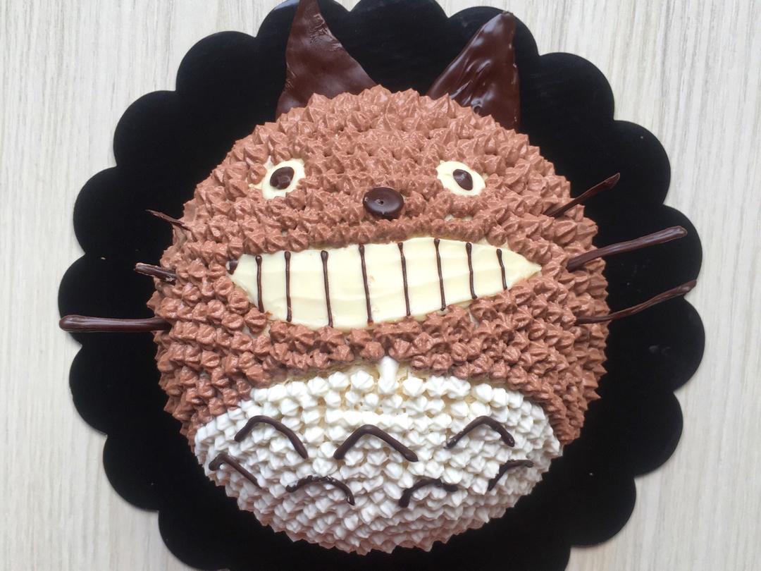 注意到这些细节，你就可以做出完美的龙猫蛋糕