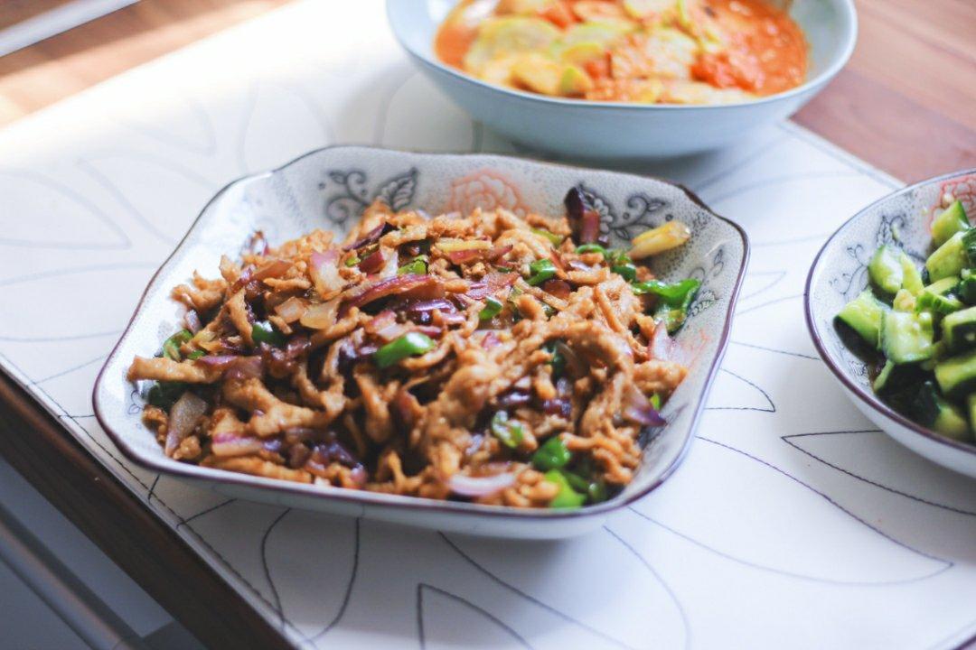 堂妈小厨——辣椒炒肉丝