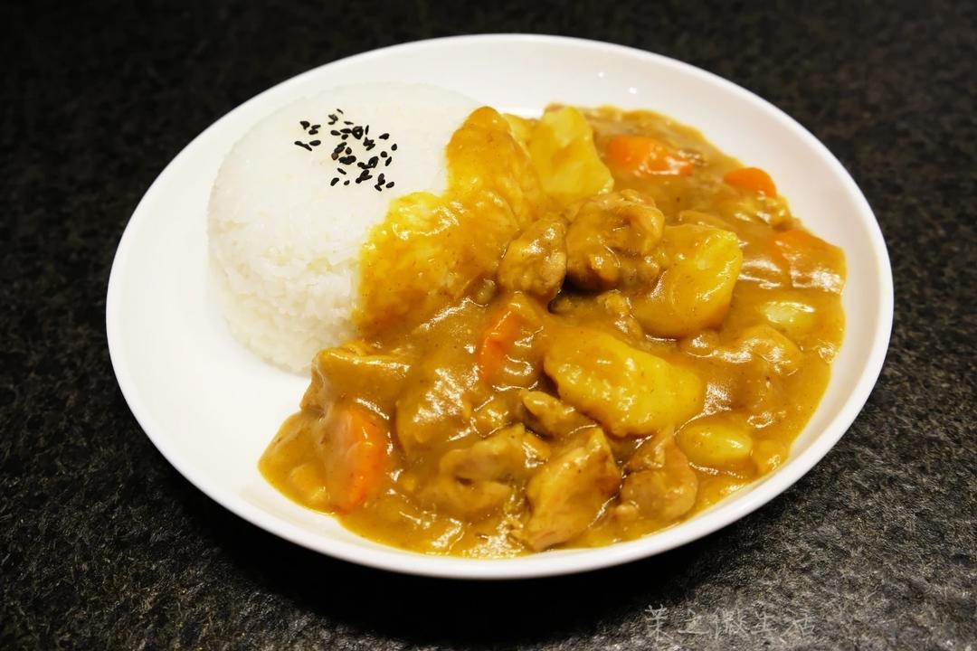 浓郁可口的咖喱鸡肉饭 超快手的做法