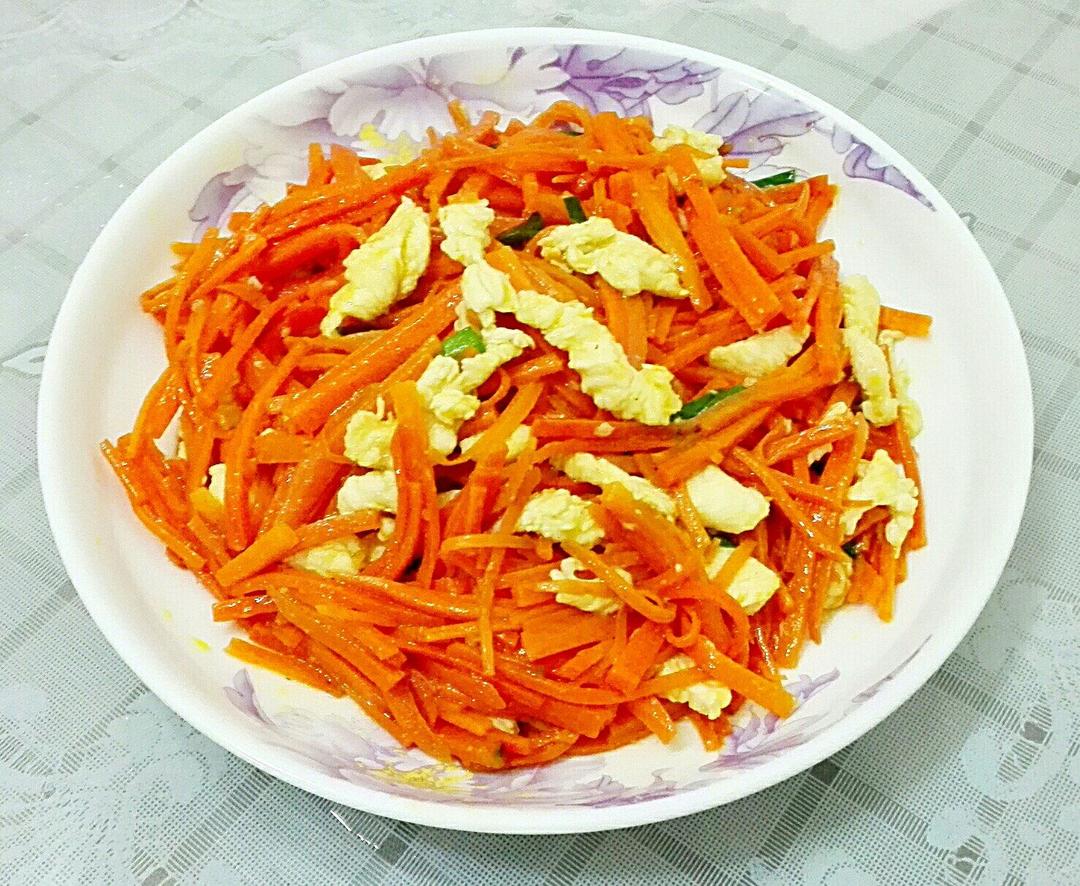 回家吃饭——胡萝卜炒肉丝的做法