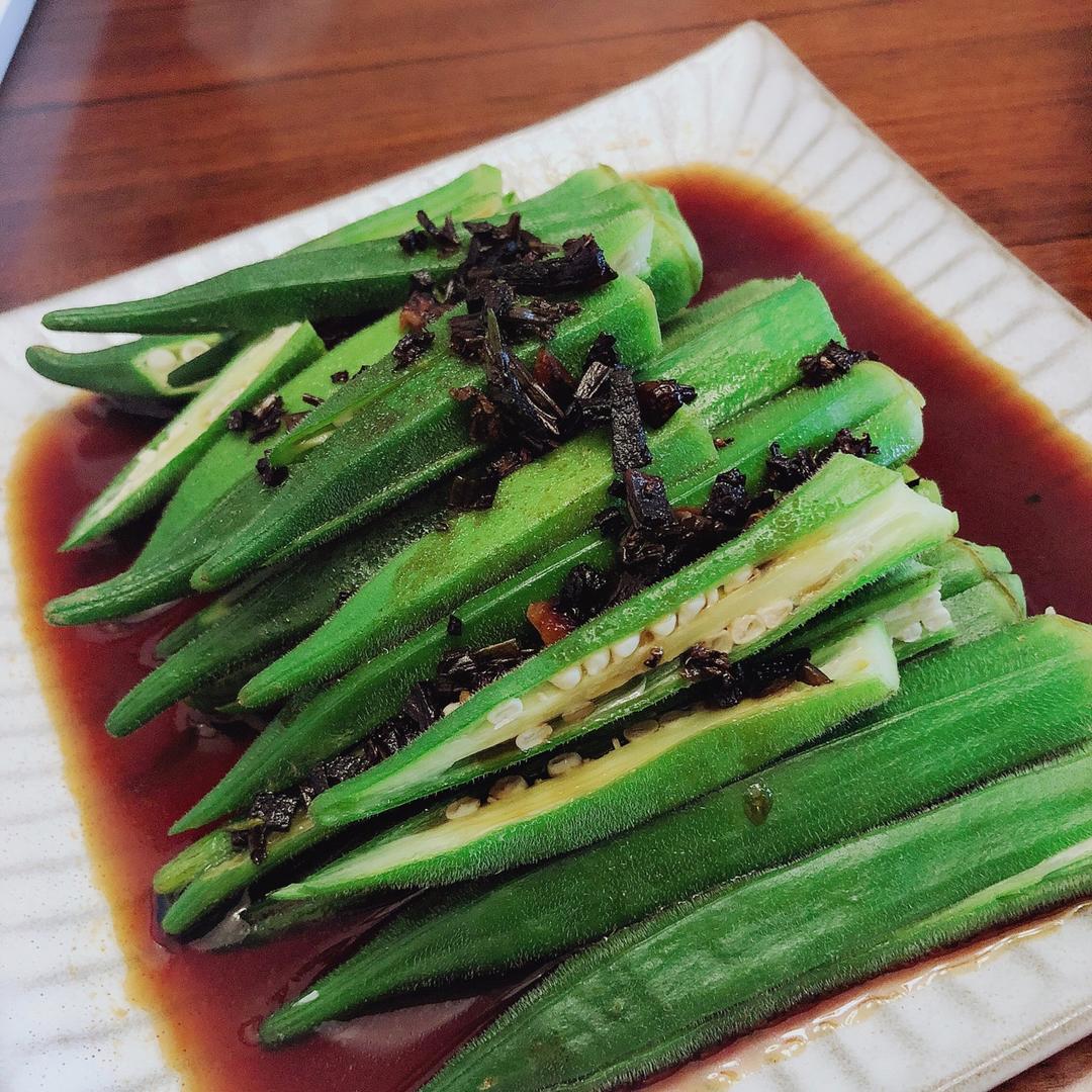 10分钟凉拌秋葵