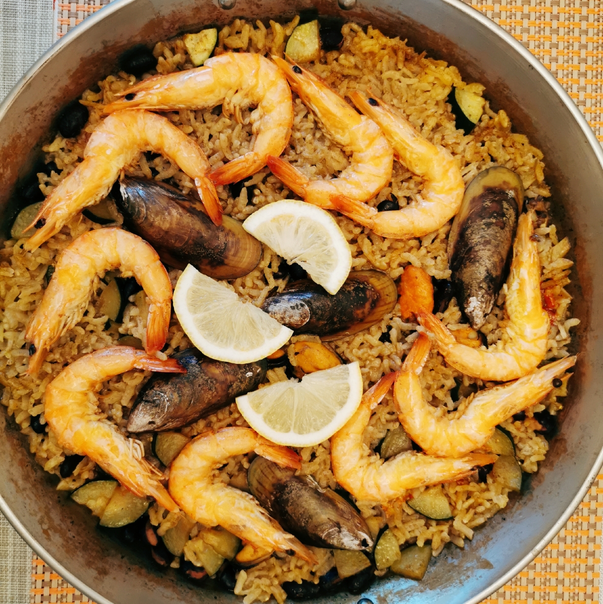 Authentic Spanish Seafood Paella 西班牙海鲜烩饭