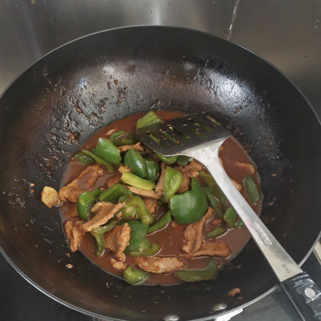下饭神器👉青椒炒肉