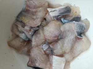 无腥酸菜鱼的做法 步骤2