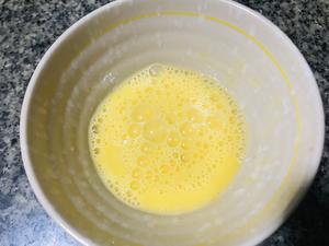 这碗敬业的“酸辣鸡蛋汤”，特别的酸辣鲜香的做法 步骤3