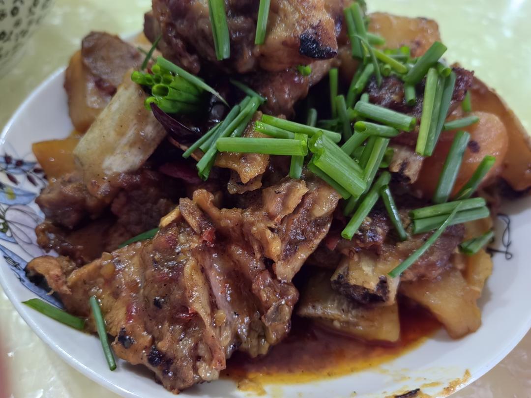 土豆炖排骨