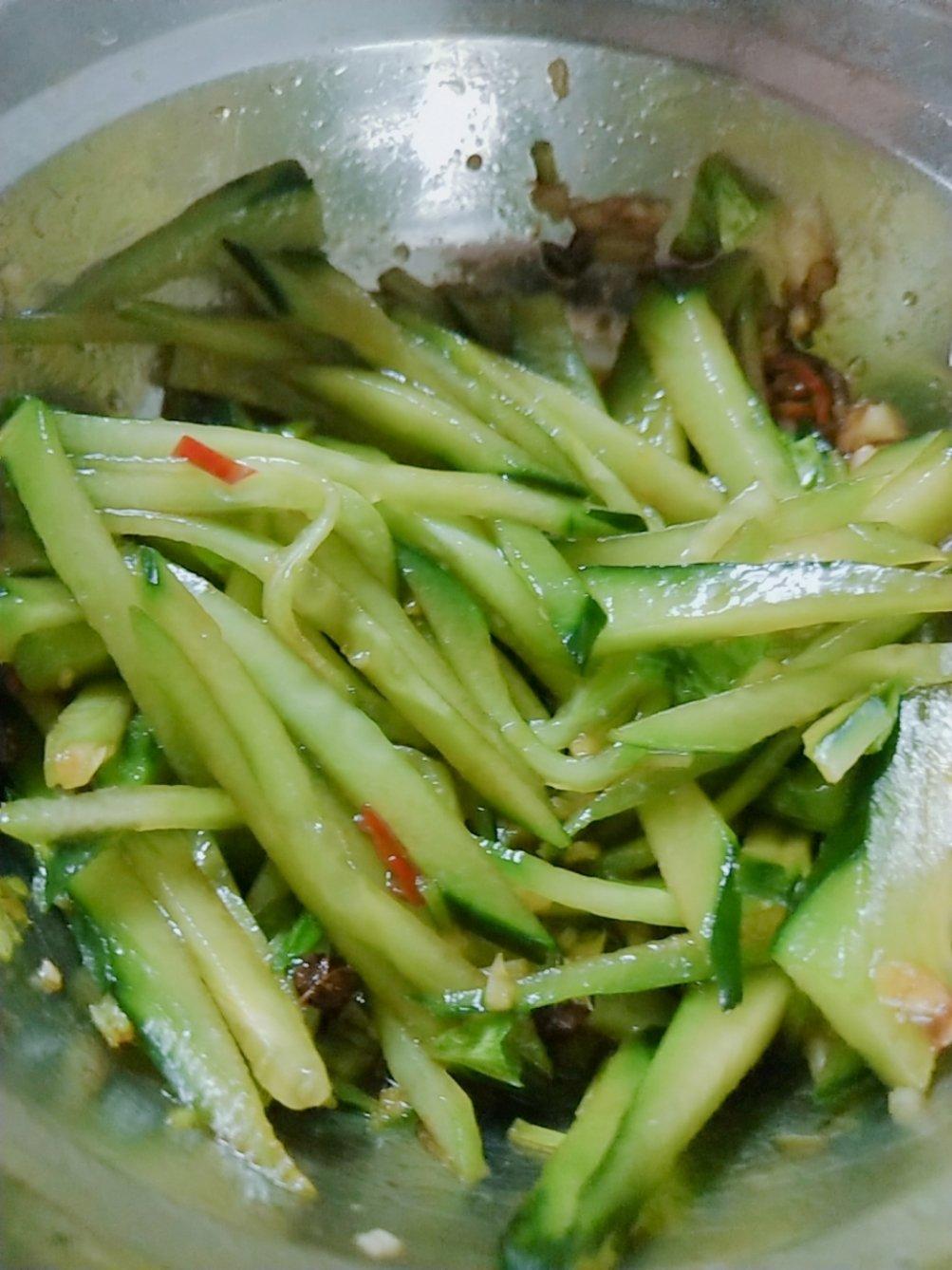 一个人也得下厨房