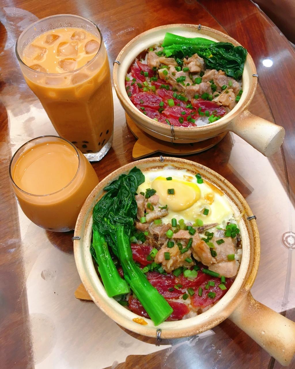广式腊味煲仔饭