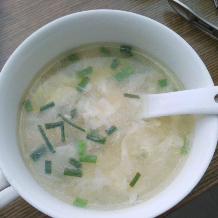 甩出一大碗完美的蛋花汤，仅用一个鸡蛋~