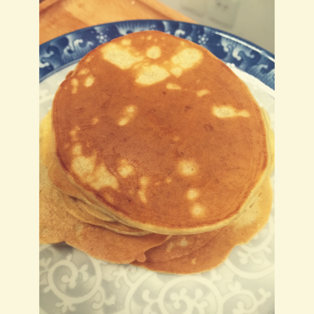 【减脂早餐】无油香蕉松饼（超简单）