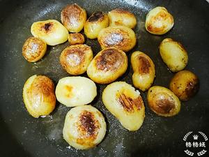 烧烤味小土豆的做法 步骤4
