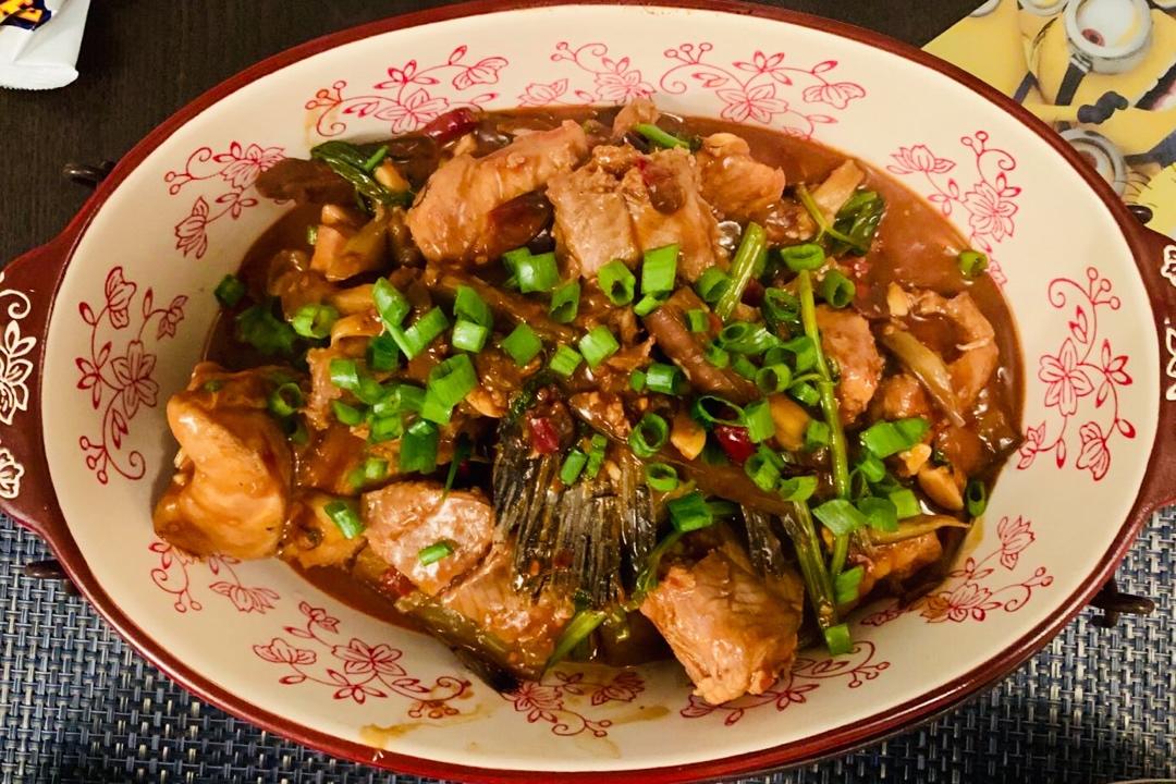 茄子焖鲶鱼