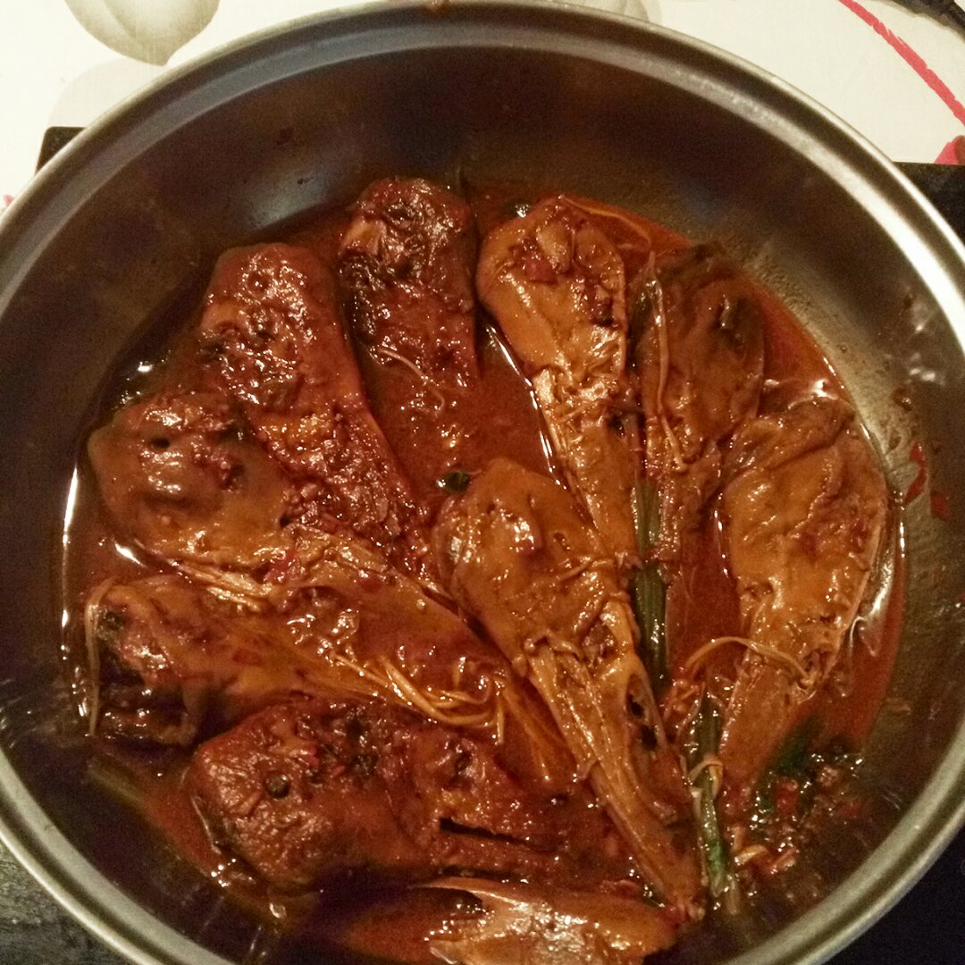 干锅辣鸭头