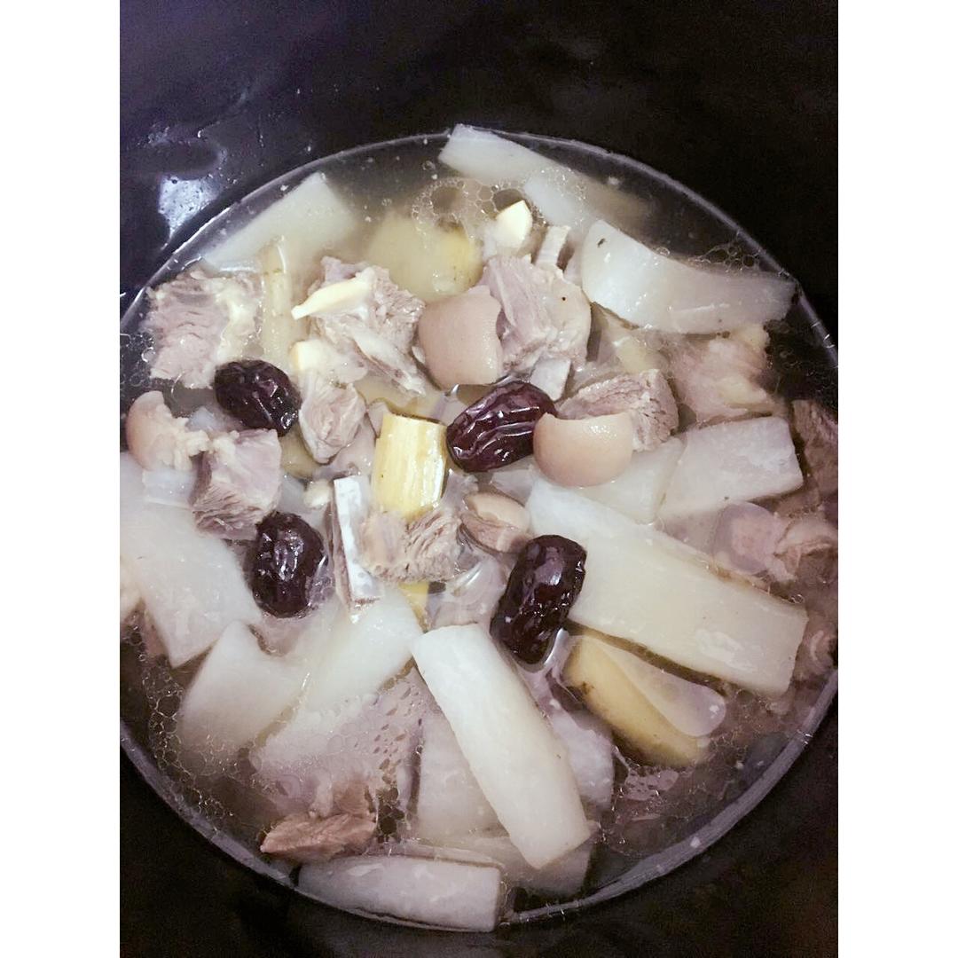 羊肉炖萝卜火锅（附蘸酱图解）