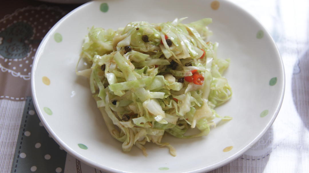 凉拌手撕包菜