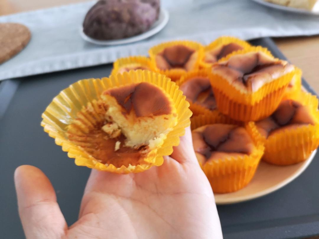 纽约时报年度蛋糕——迷你巴斯克焦香烤芝士