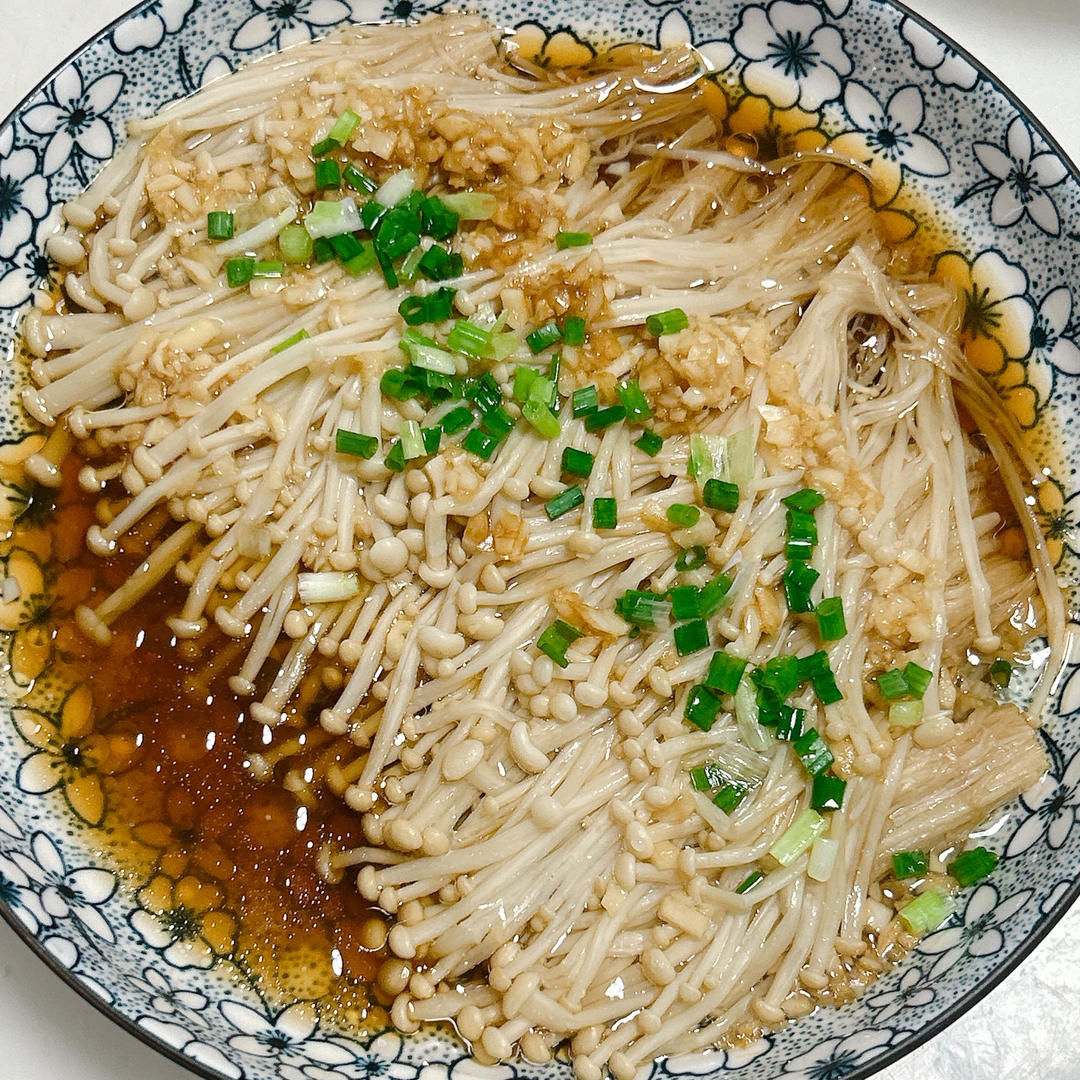 蒜蓉金针菇，30秒学会，含万能蒜蓉做法