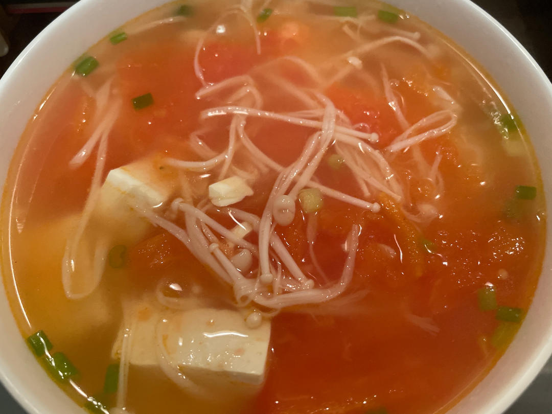 番茄豆腐金针菇汤