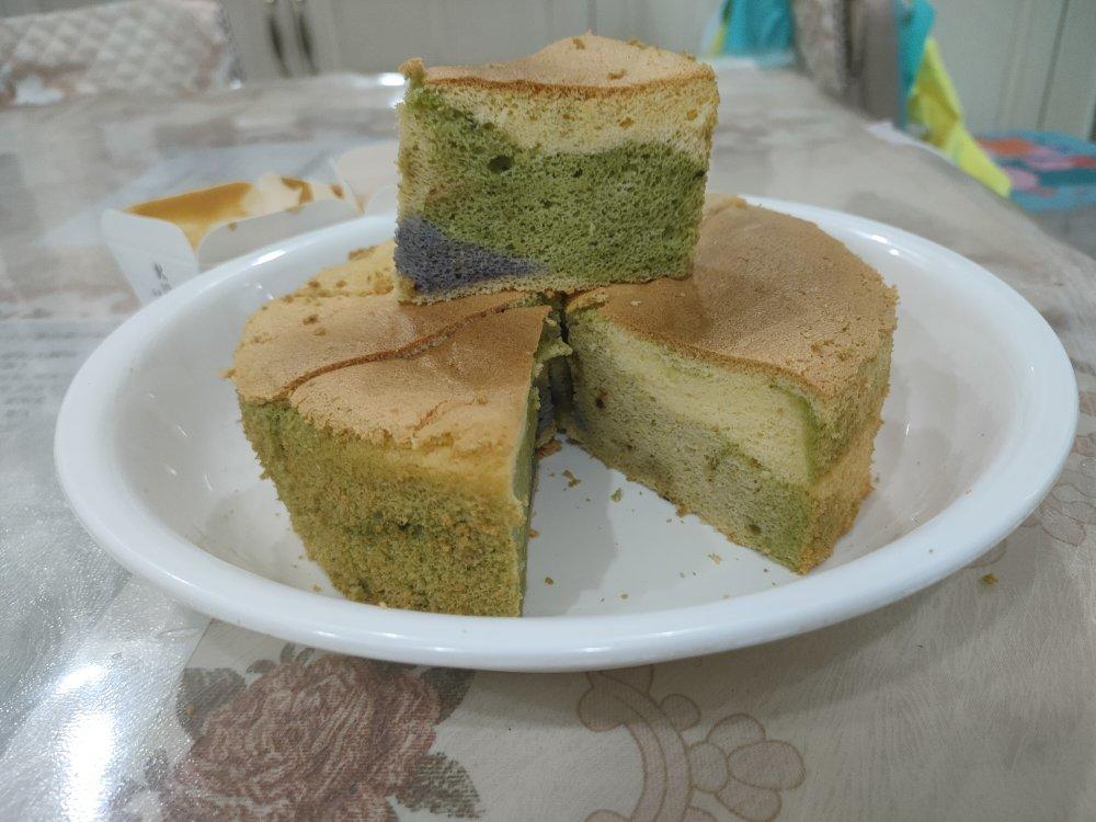 野草小强做的10l小烤箱烤一切---不顶上管的6寸9寸戚风蛋糕生日蛋糕