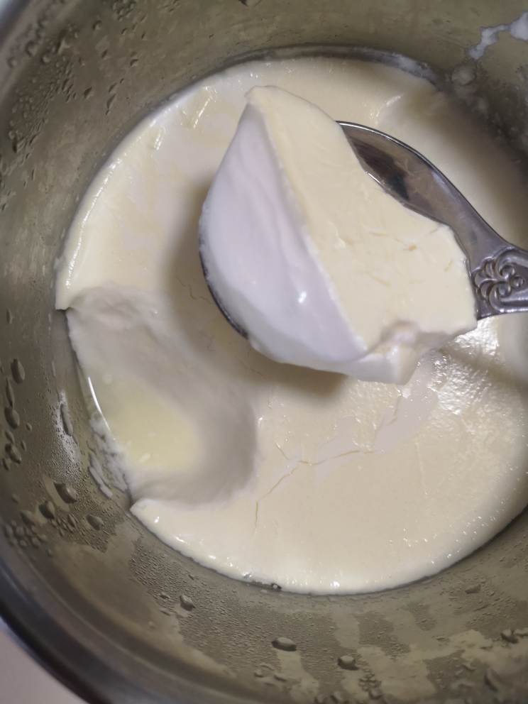 超简单低糖自制浓稠酸奶的做法