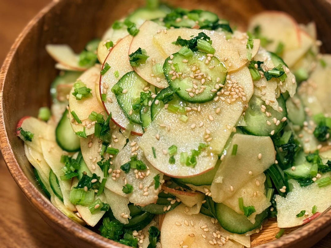 苹果黄瓜大拌菜_啤酒好搭子（消耗苹果）