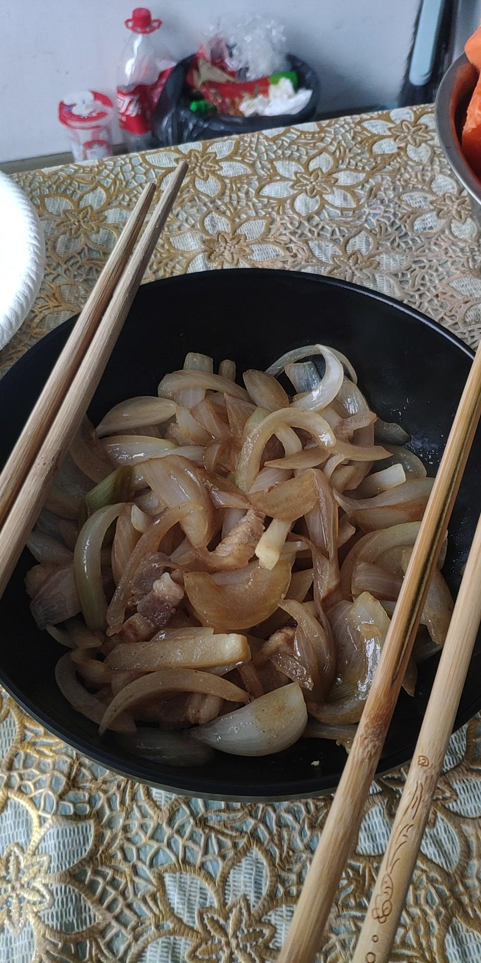 洋葱炒肉（宝宝爱吃）