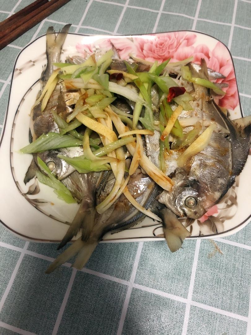 清蒸鲳鱼