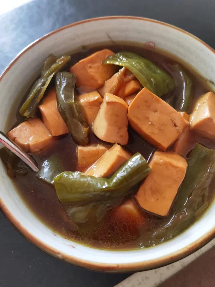 尖椒酿豆腐（比肉还好吃的豆腐做法）