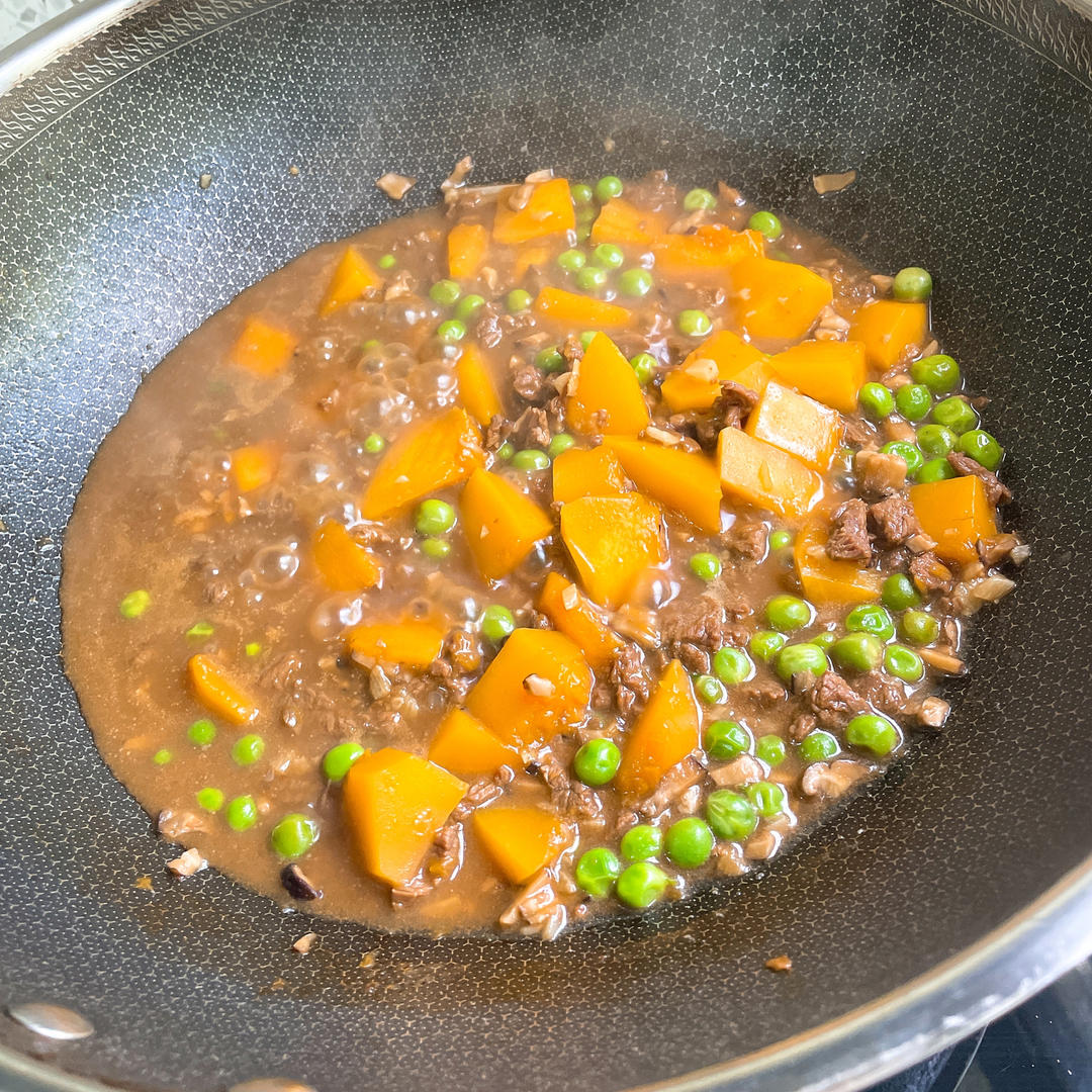2碗起步的南瓜牛肉饭