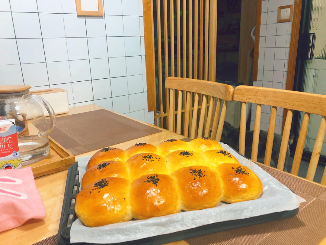 鲜奶油小餐包（一次发酵）