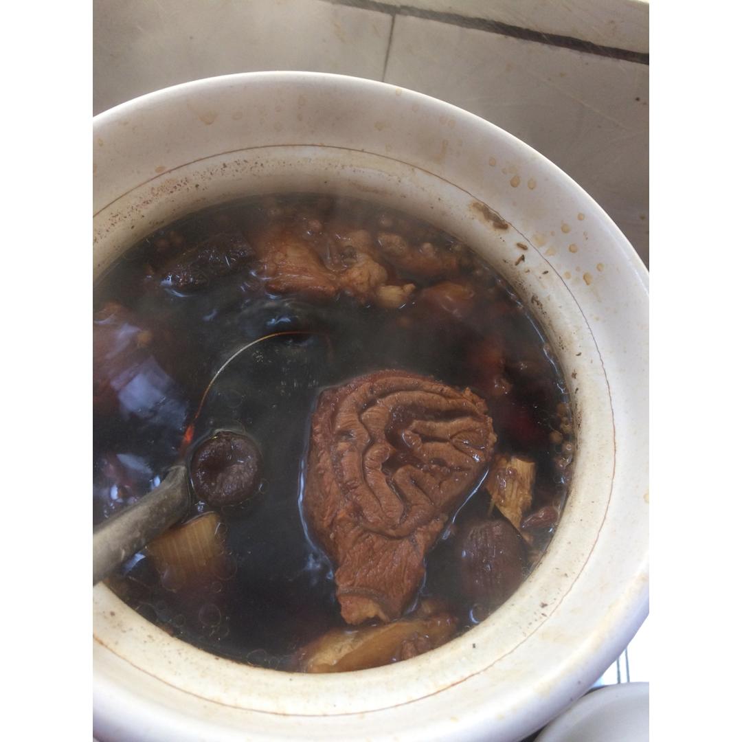 卤牛肉