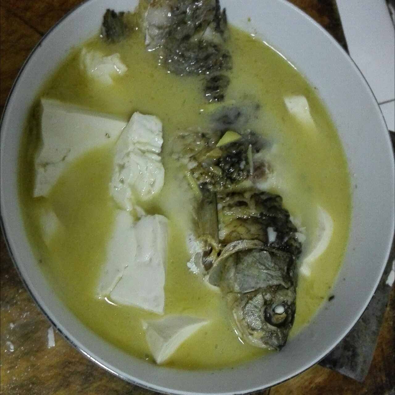 鲫鱼豆腐汤