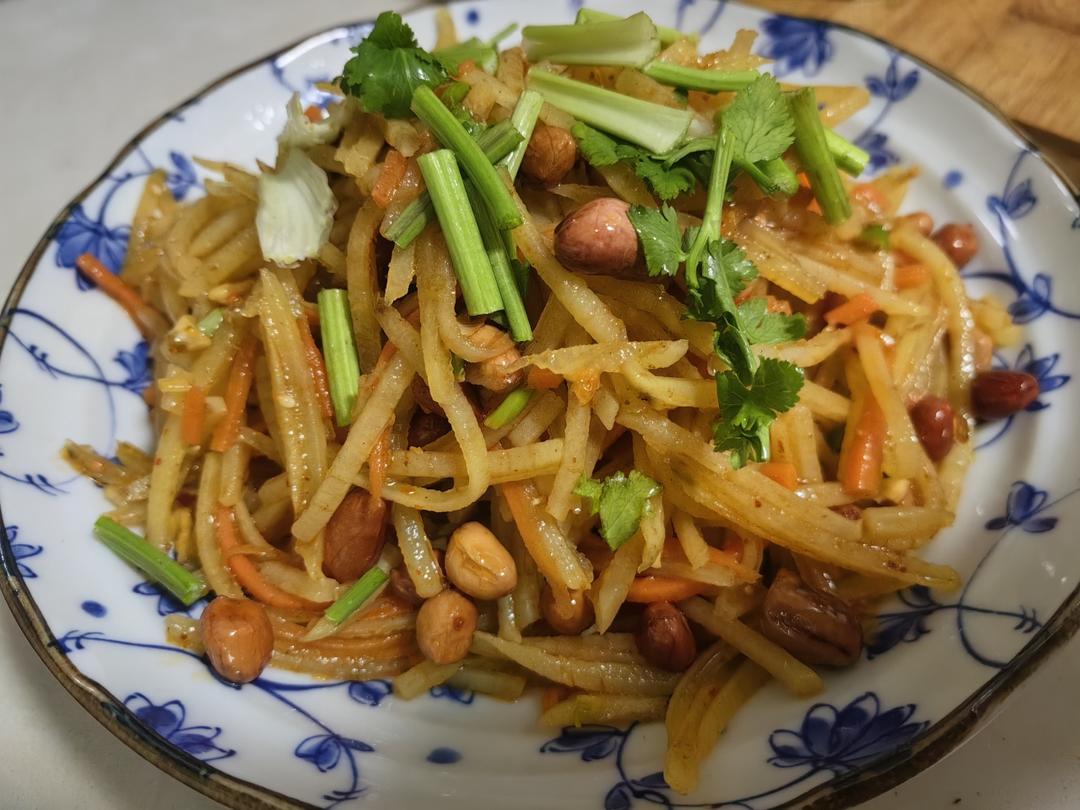凉拌酸辣土豆丝