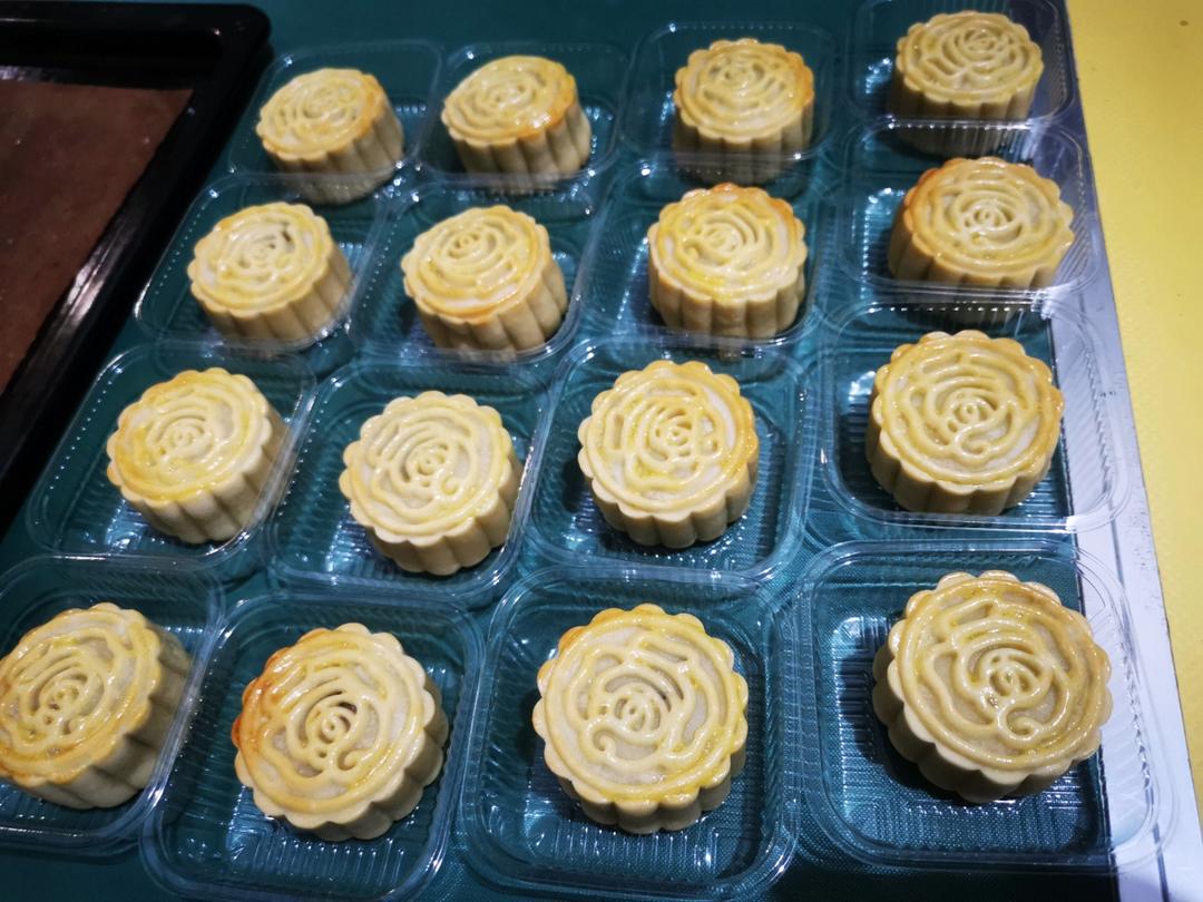 出炉现吃也不会发硬的豪华坚果五仁月饼馅
