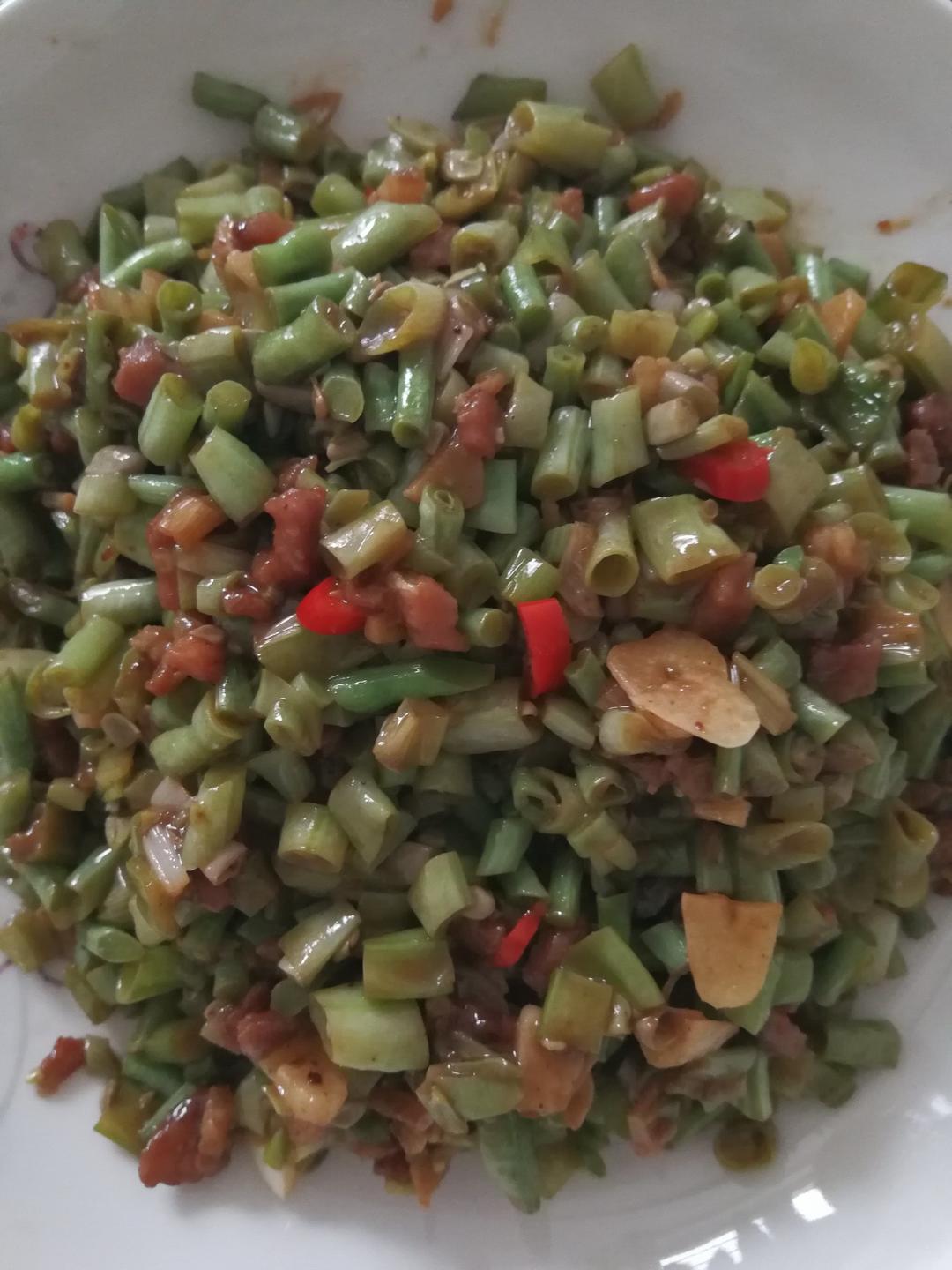 肉沫豆角下饭菜
