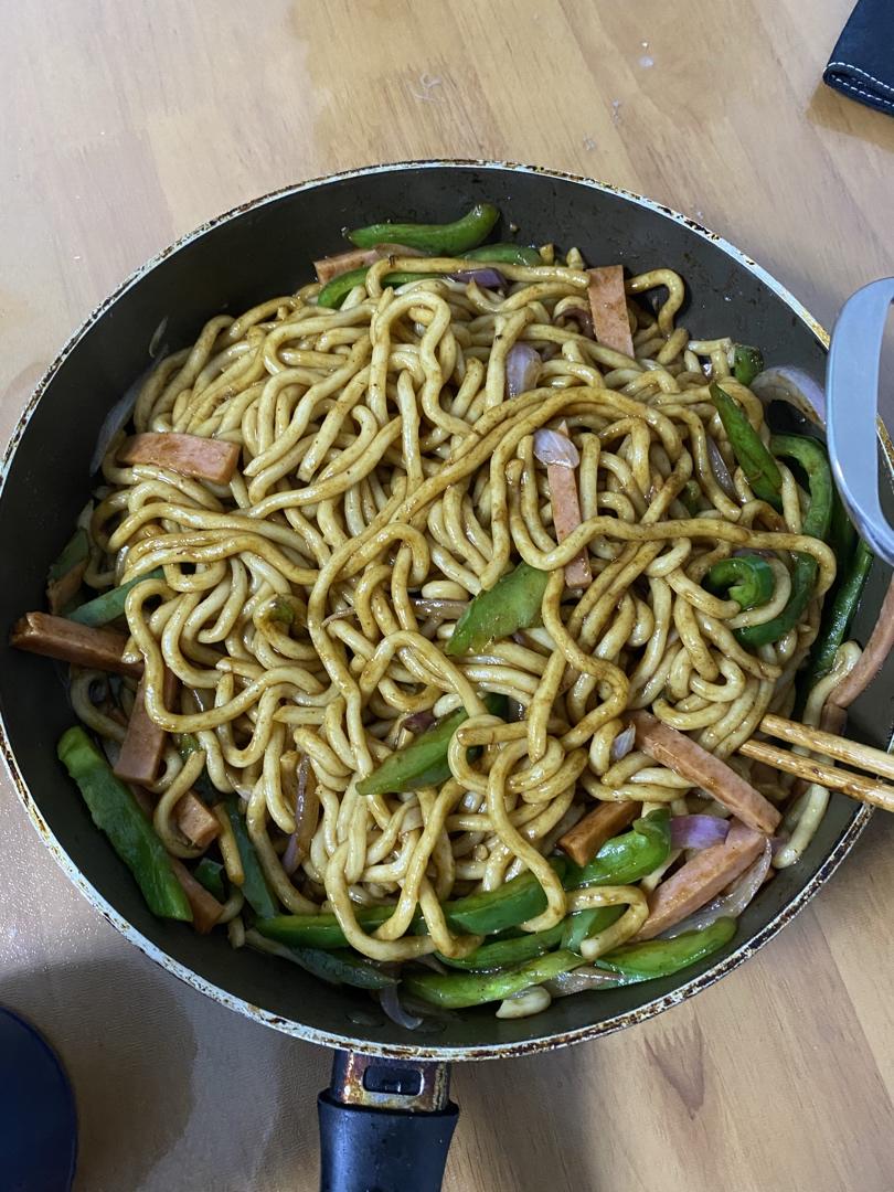 🔥爆好吃的黑椒虾仁炒乌冬面㊙️吃一口就沦陷❗️