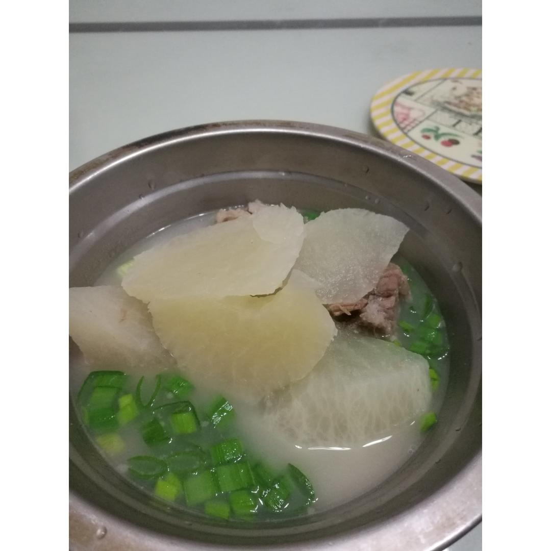 排骨萝卜汤