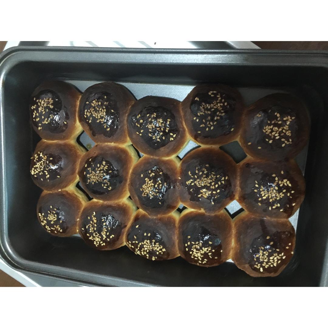 大人小孩都爱不释口的【蜂蜜牛奶小餐包】