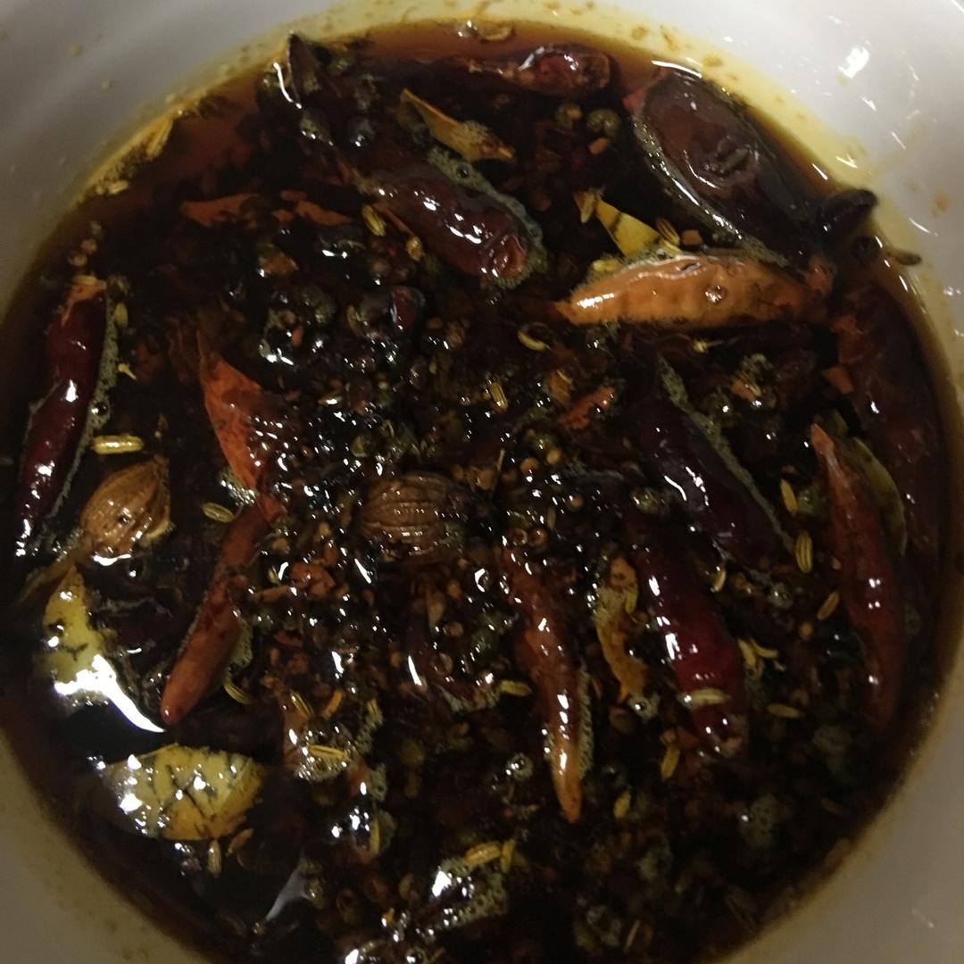 厨师长教你：“麻辣火锅底料”的正宗做法，很多小技巧，先收藏了