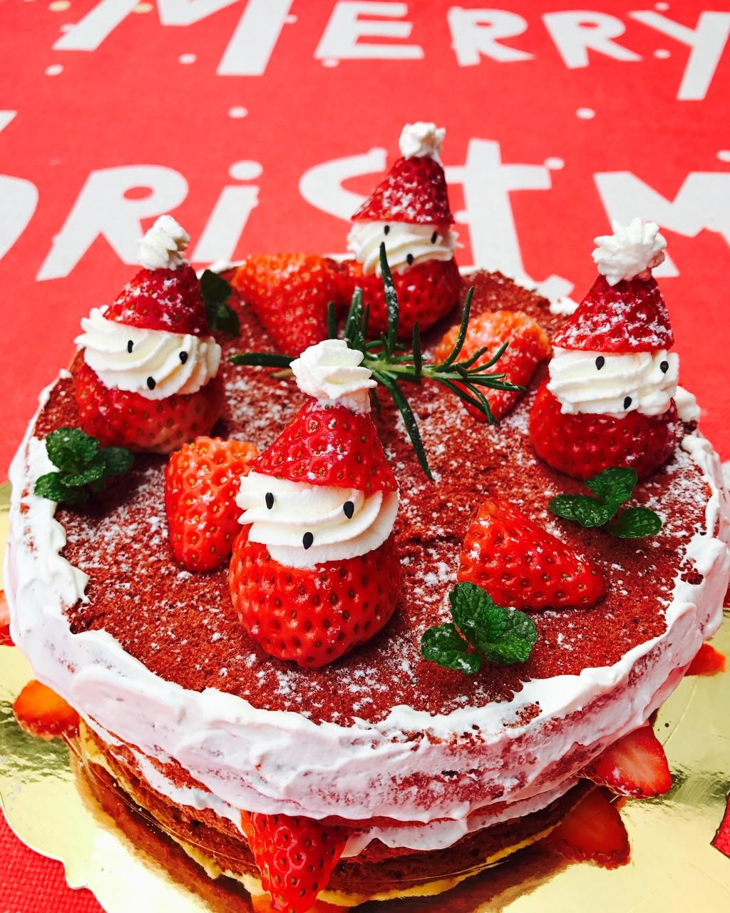 圣诞草莓雪人 红丝绒戚风裸蛋糕