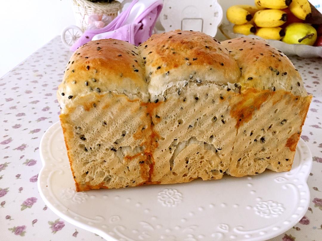 金大旺的黑芝麻吐司