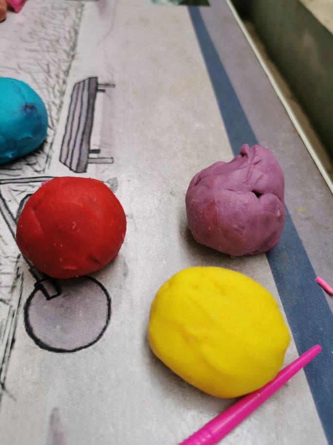 自制安全橡皮泥（非塔塔粉）