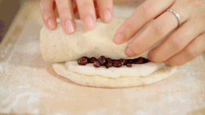 红豆/肉松麻薯软欧面包+石榴茶【曼食慢语】的做法 步骤12