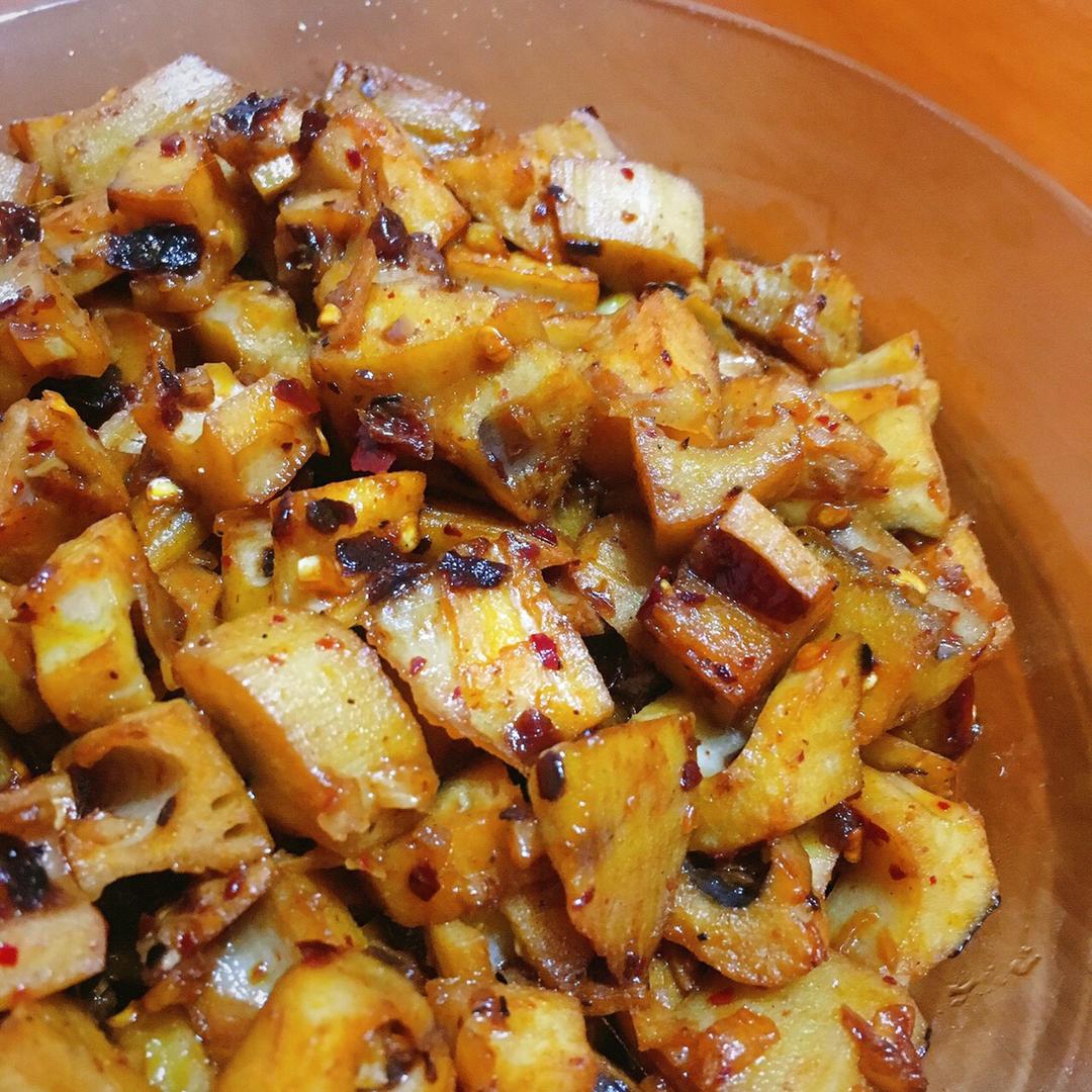 甜辣鲜香的辣炒藕丁