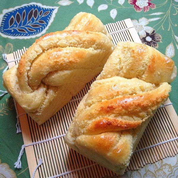 椰蓉吐司面包 Coconut Loaf