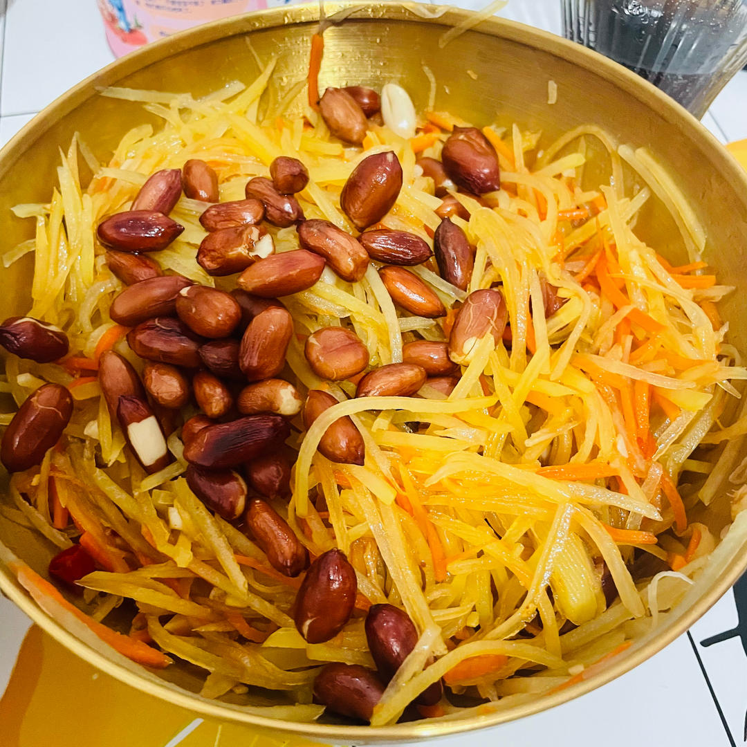 凉拌酸辣土豆丝