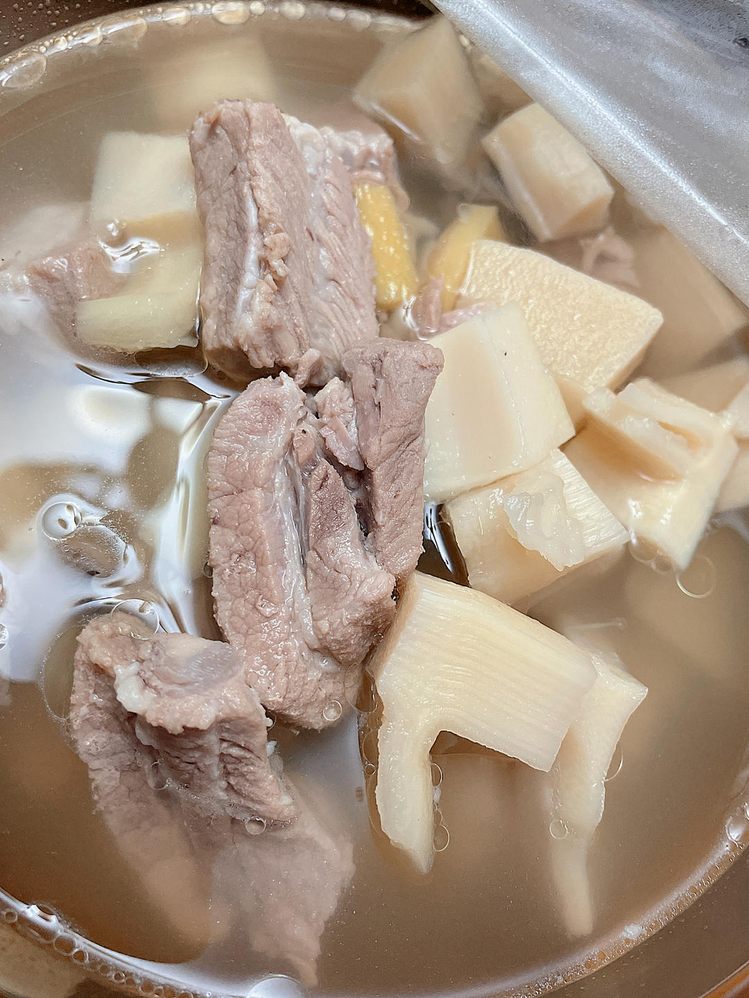 口蘑冬笋排骨汤