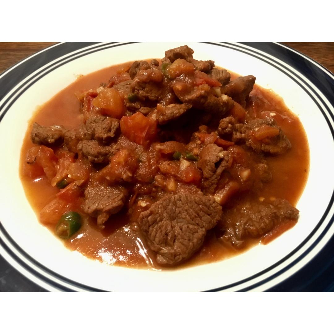 下饭神器！番茄小米辣炒牛肉末！