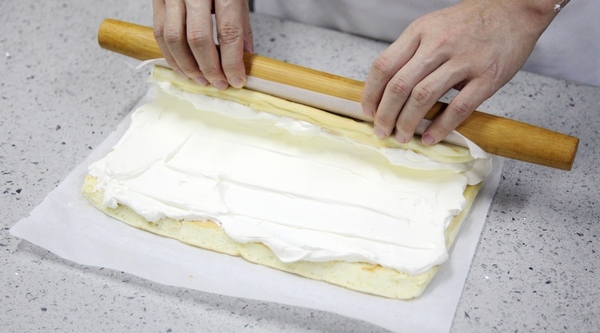 奶牛蛋糕卷+长颈鹿蛋糕卷的做法 步骤17